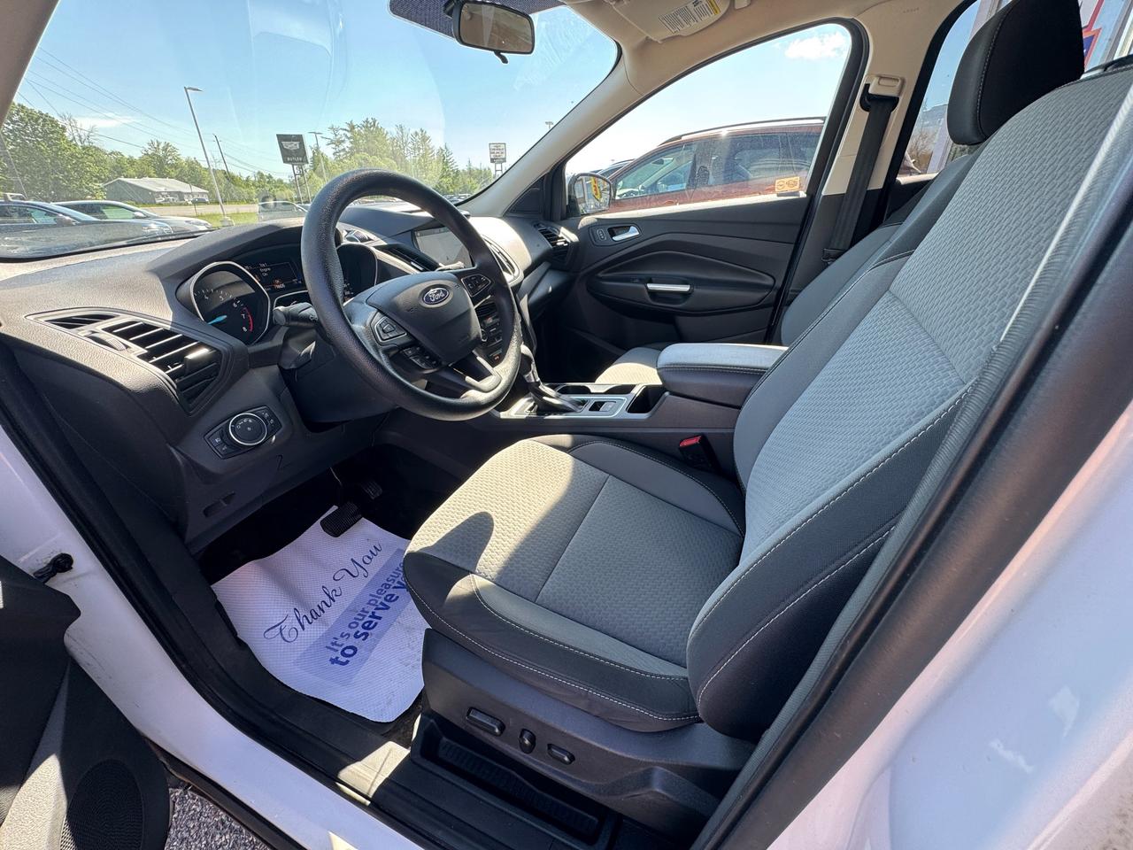 2017 Ford Escape SE 4dr 4x4 Photo