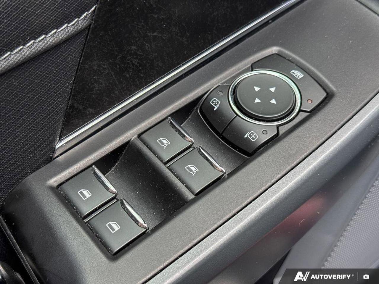 2022 Ford F-150 XLT   302A   HYBRID   TAILGATE STEP Photo