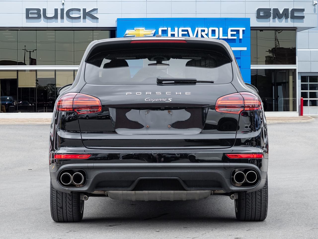 2018 Porsche Cayenne S AWD Photo