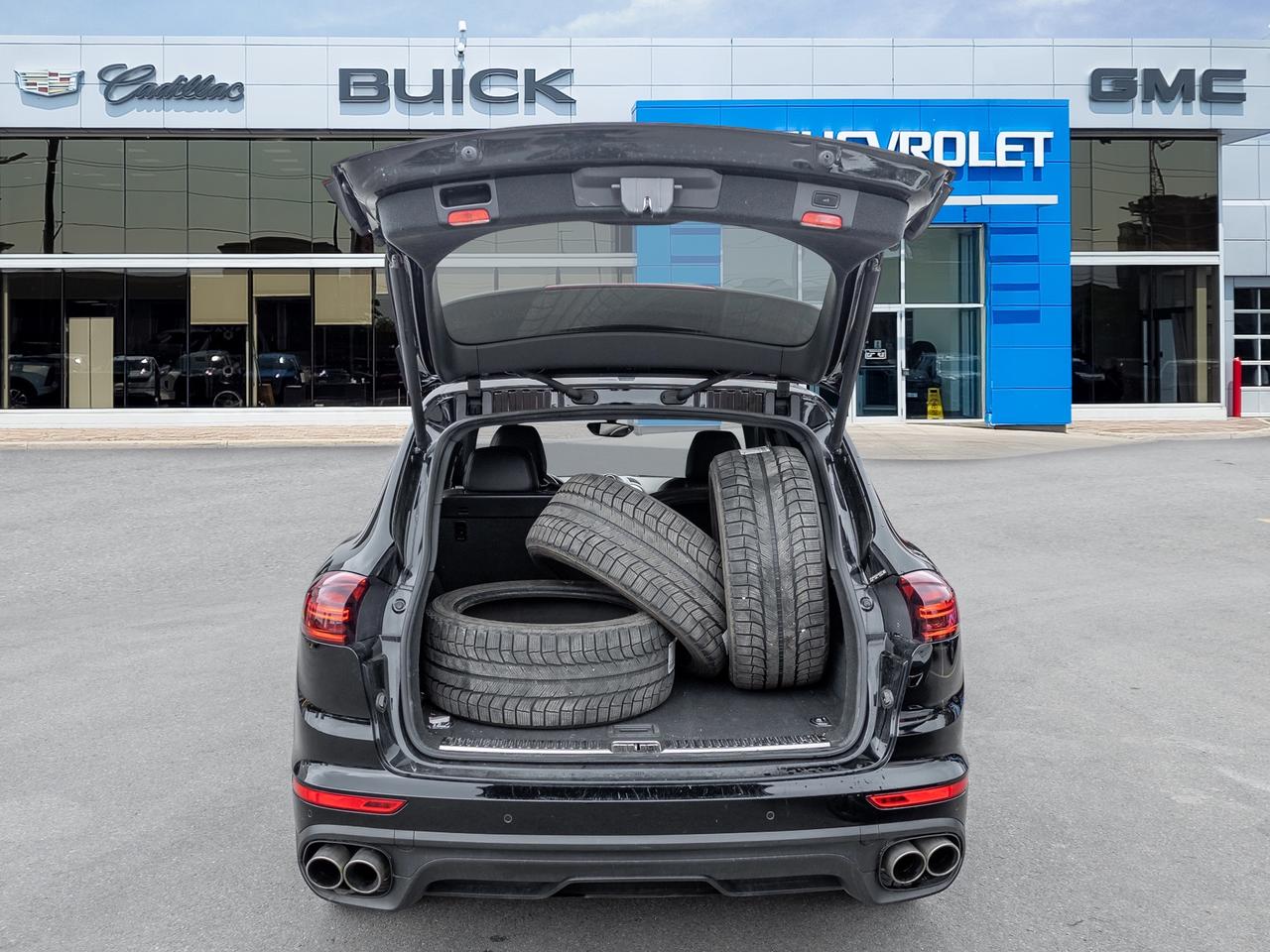 2018 Porsche Cayenne S AWD Photo
