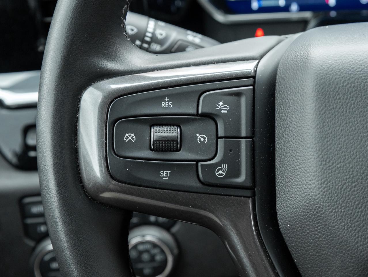 2024 Chevrolet SILVERADO 2500HD Diesel 4x4   Midnight Edition   Technology Package Photo