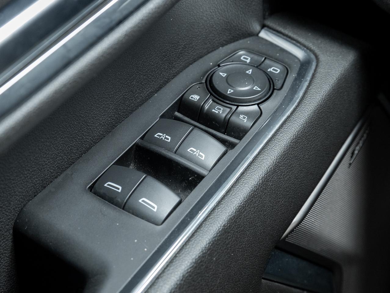 2024 Chevrolet SILVERADO 2500HD Diesel 4x4   Midnight Edition   Technology Package Photo