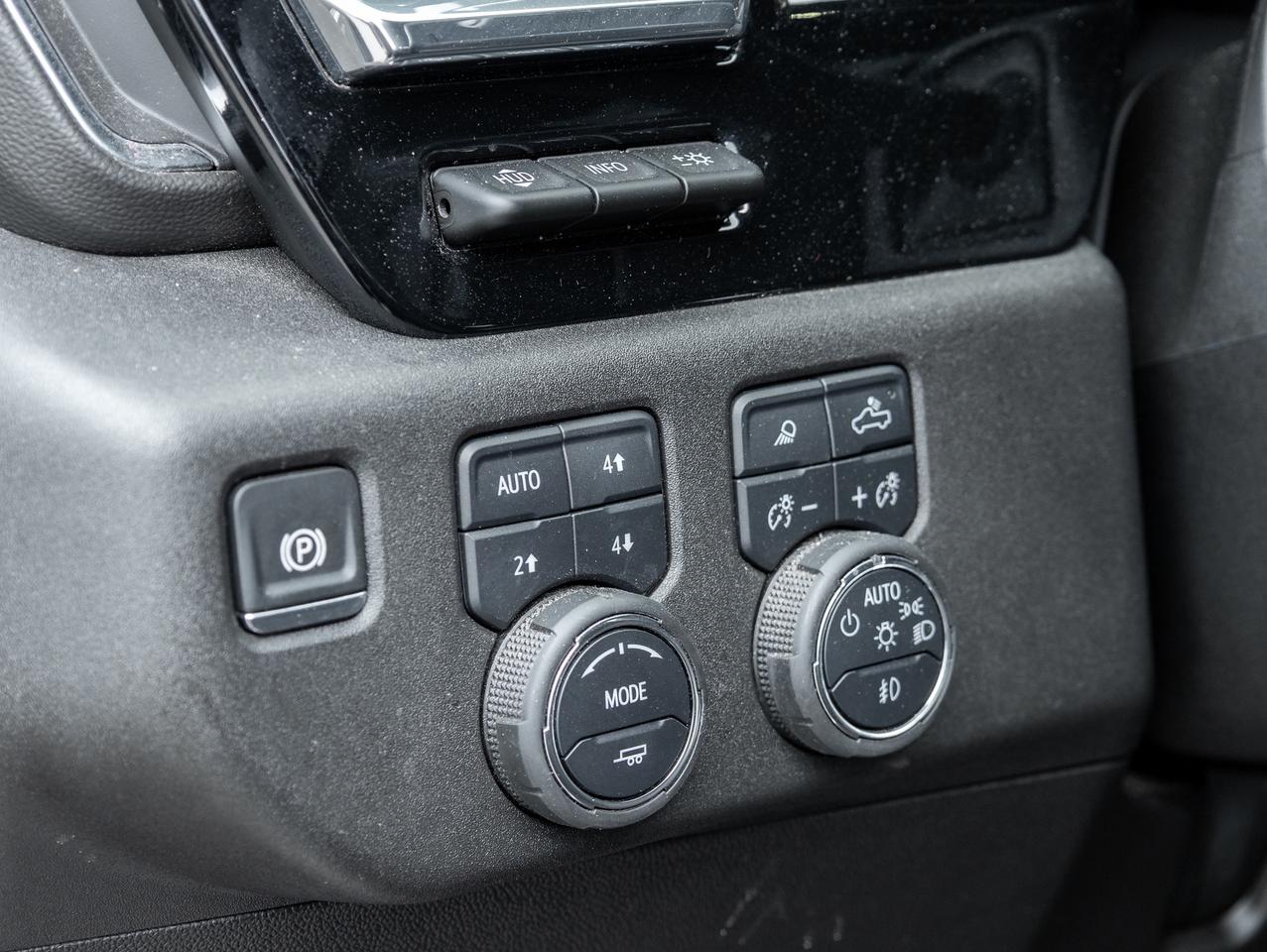 2024 Chevrolet SILVERADO 2500HD Diesel 4x4   Midnight Edition   Technology Package Photo