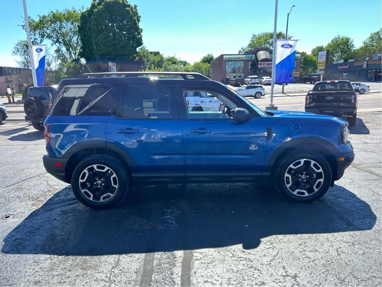 2024 Ford Bronco Sport OUTERBANKS 1.5L LANE KEEPING HEATED SEATS & WHEEL Photo