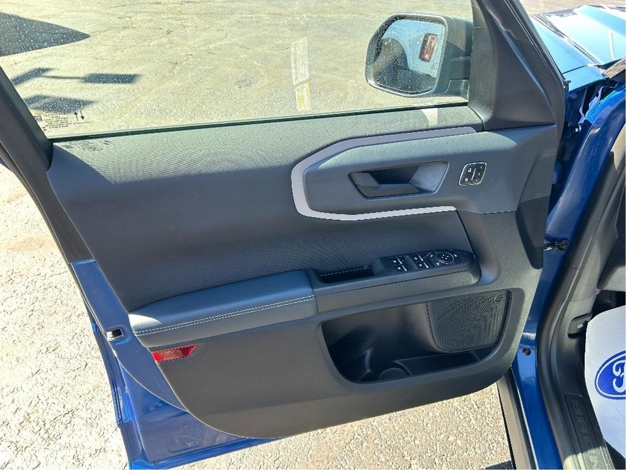 2024 Ford Bronco Sport OUTERBANKS 1.5L LANE KEEPING HEATED SEATS & WHEEL Photo