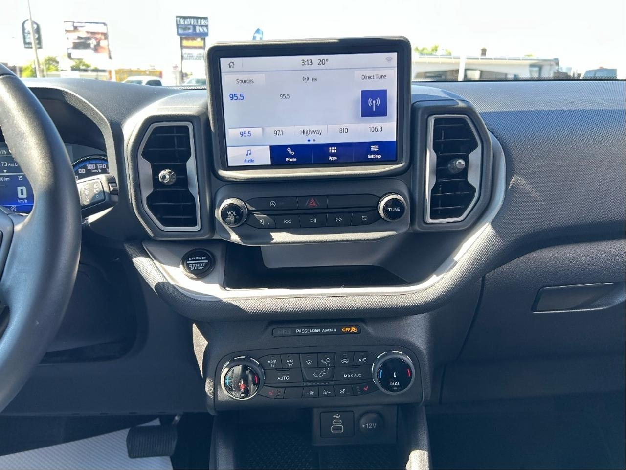 2024 Ford Bronco Sport OUTERBANKS 1.5L LANE KEEPING HEATED SEATS & WHEEL Photo