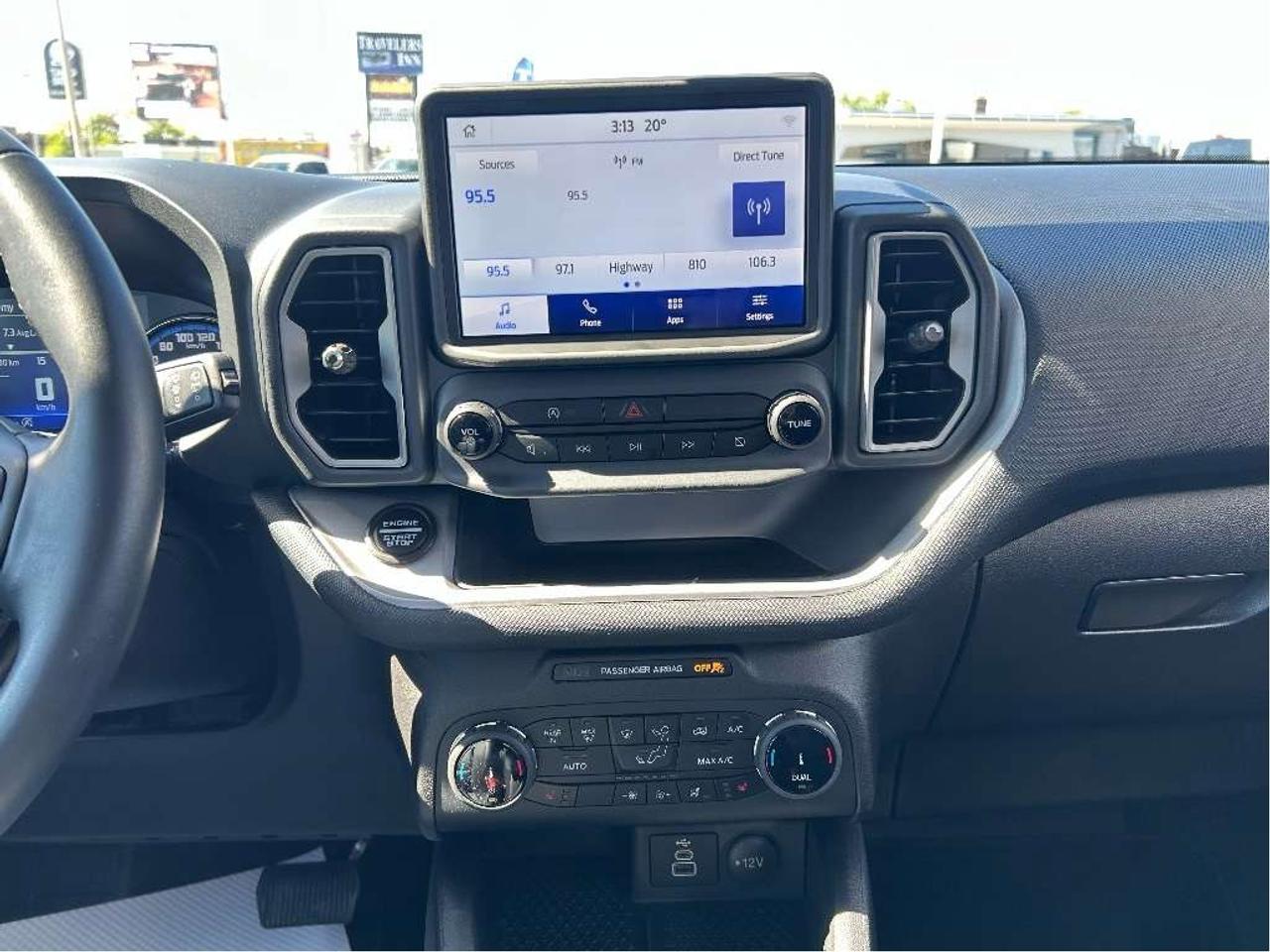 2024 Ford Bronco Sport OUTERBANKS 1.5L LANE KEEPING HEATED SEATS & WHEEL Photo