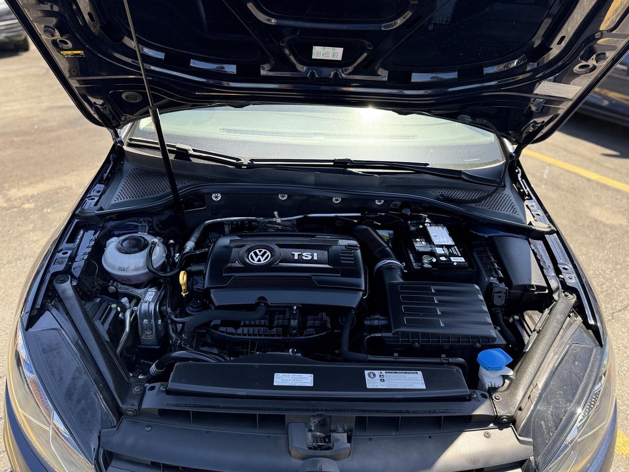 2018 Volkswagen Golf SportWagen Highline DSG 4MOTION Photo