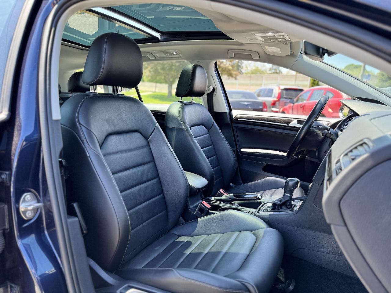 2018 Volkswagen Golf SportWagen Highline DSG 4MOTION Photo