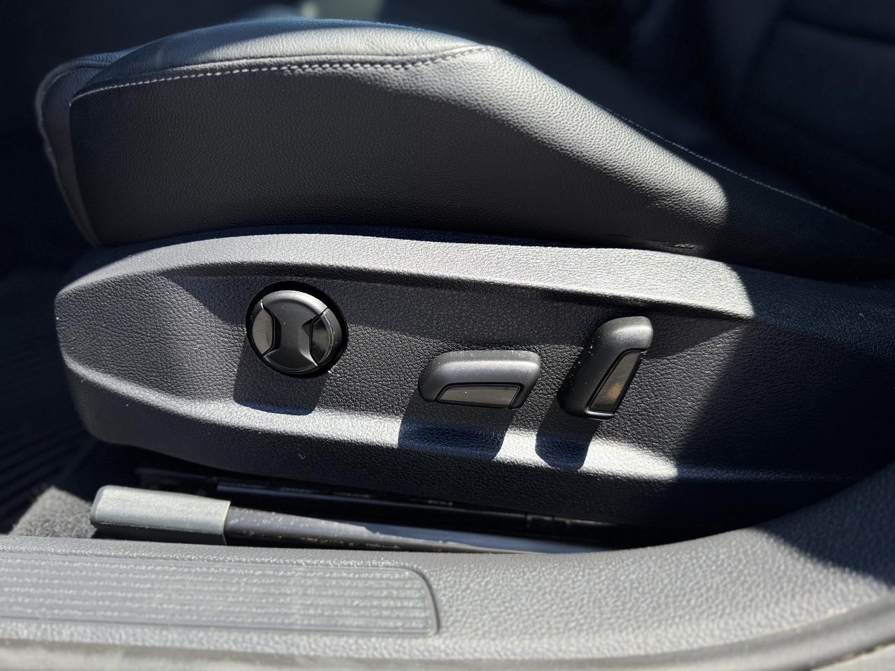 2018 Volkswagen Golf SportWagen Highline DSG 4MOTION Photo