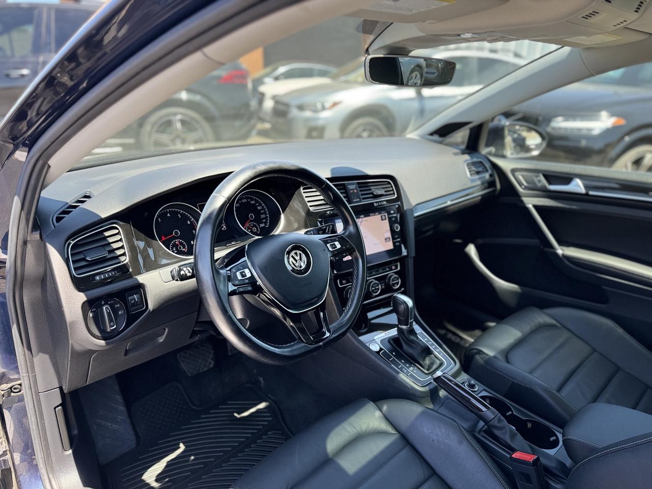 2018 Volkswagen Golf SportWagen Highline DSG 4MOTION Photo