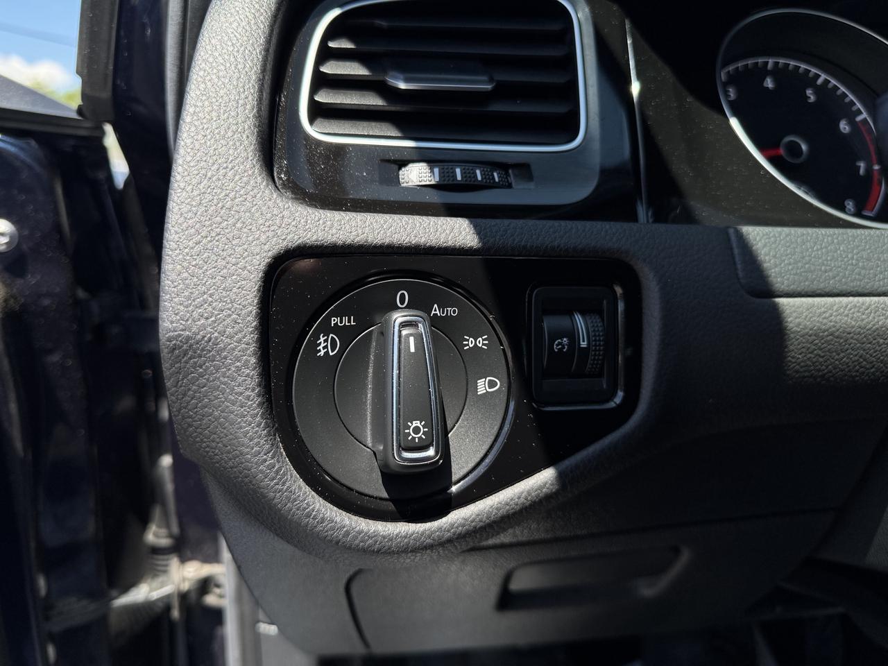 2018 Volkswagen Golf SportWagen Highline DSG 4MOTION Photo