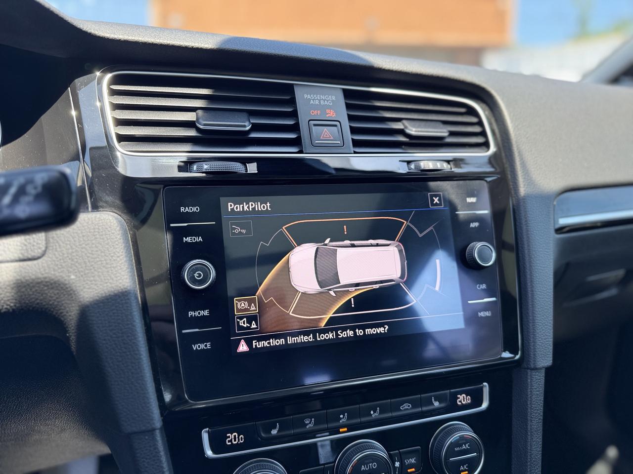 2018 Volkswagen Golf SportWagen Highline DSG 4MOTION Photo