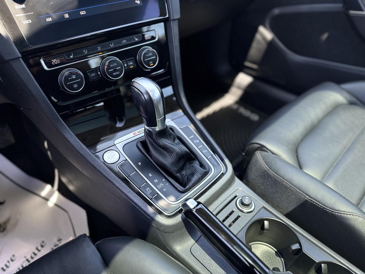 2018 Volkswagen Golf SportWagen Highline DSG 4MOTION Photo