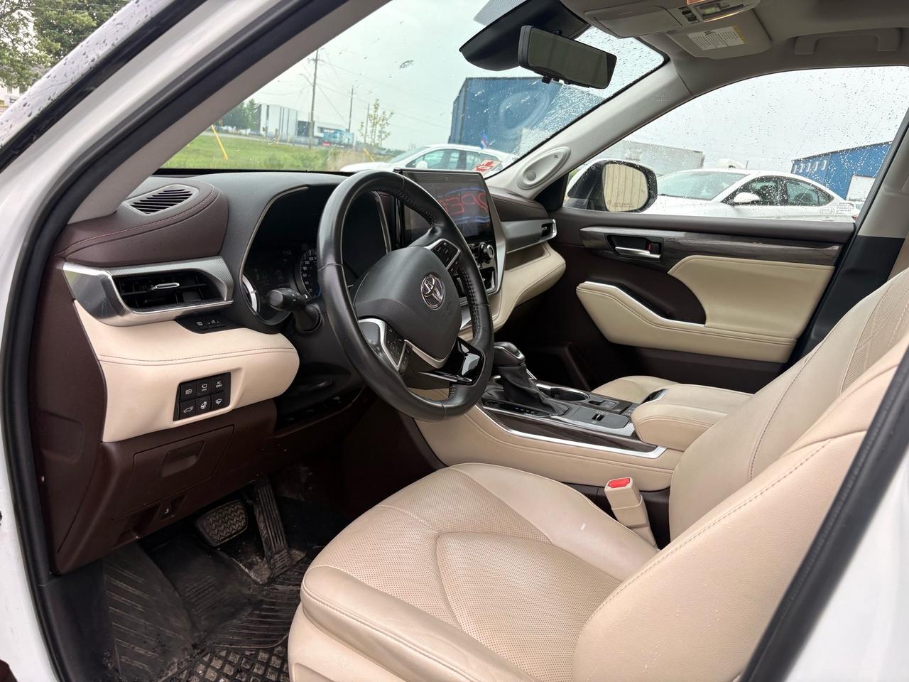 2022 Toyota Highlander Hybrid Limited Photo