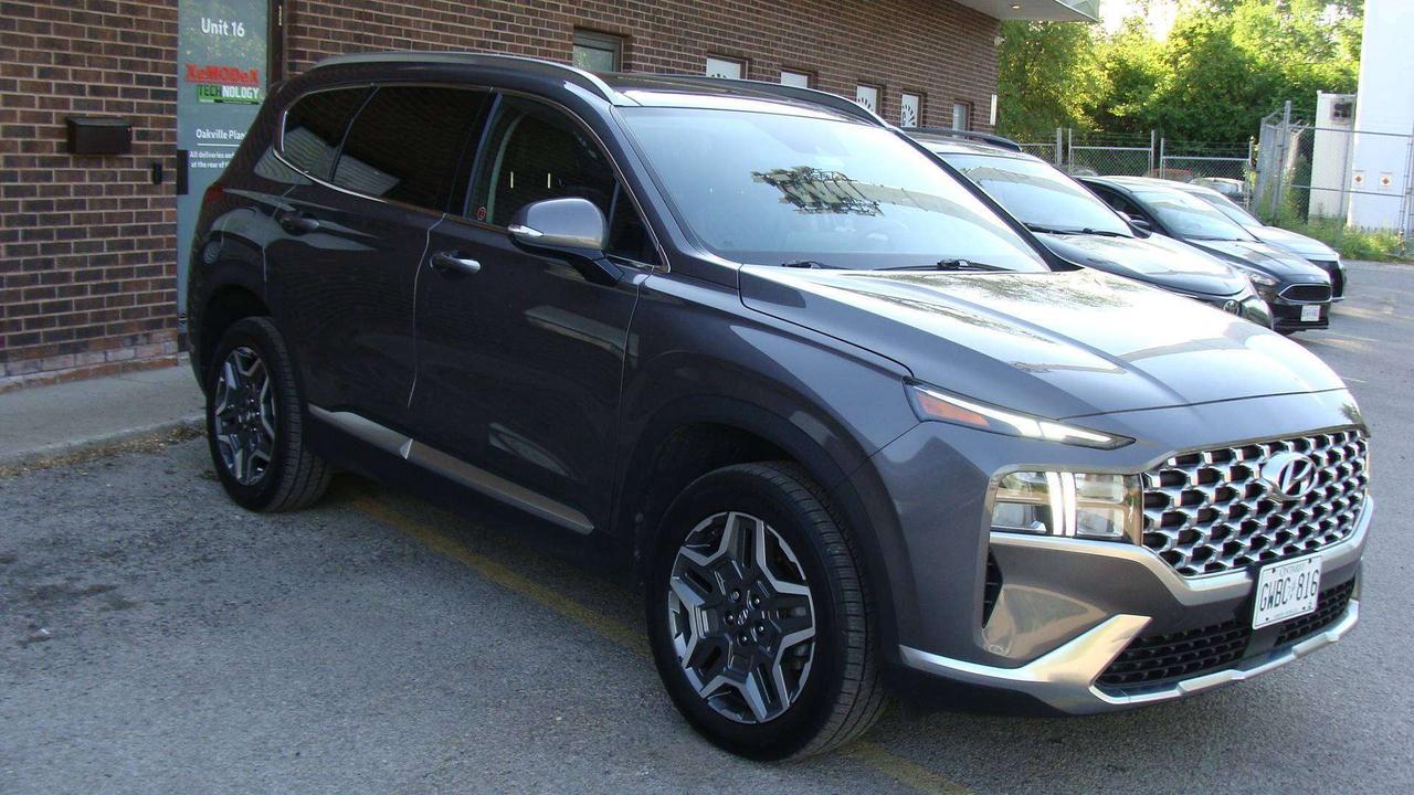 2022 Hyundai Santa Fe Luxury Limited Plug-In Hybrid Photo