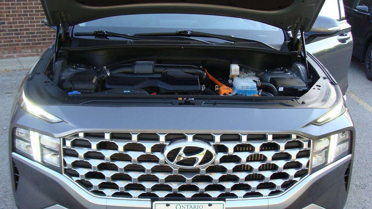 2022 Hyundai Santa Fe Luxury Limited Plug-In Hybrid Photo