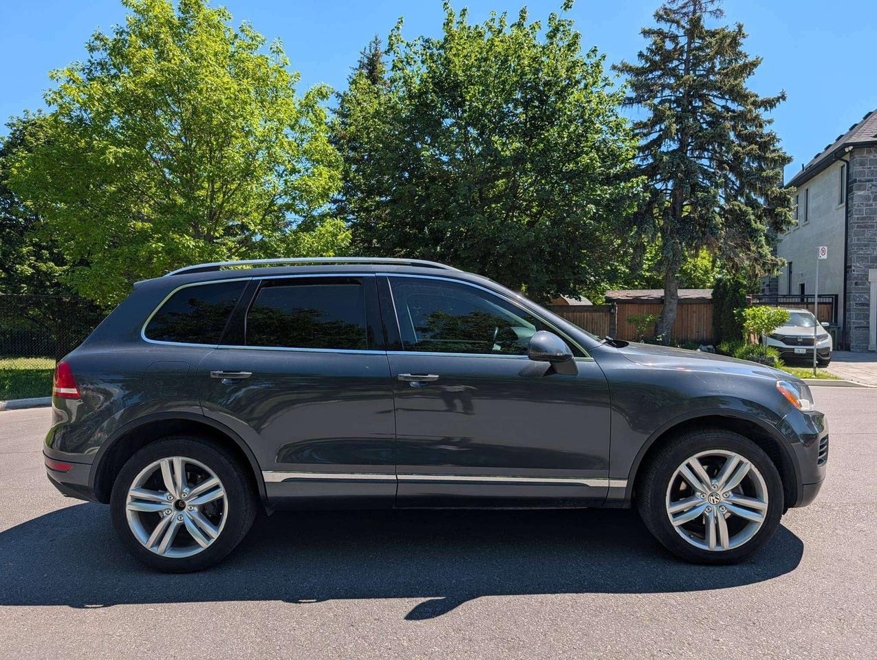 2014 Volkswagen Touareg Comfortline Photo