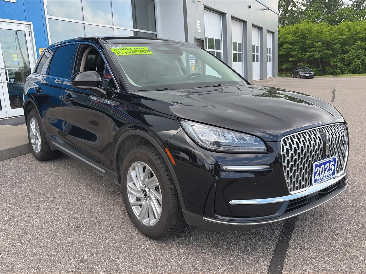 2025 Lincoln Corsair Premiere AWD   Leather   NAV Photo