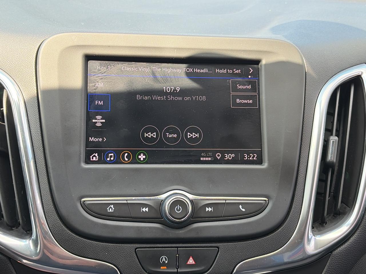 2022 Chevrolet Equinox LT FWD Photo