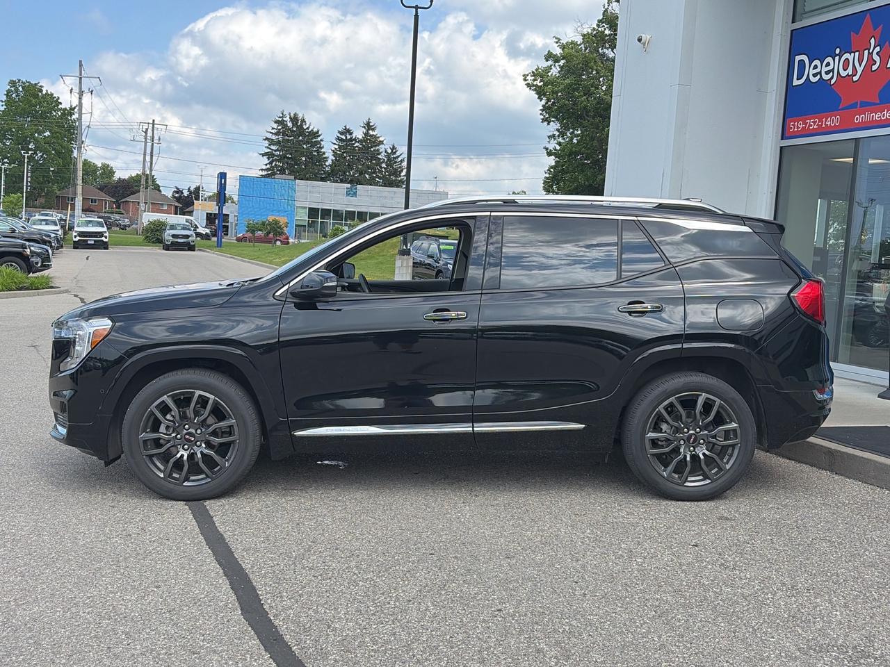 2024 GMC Terrain DENALI AWD Photo