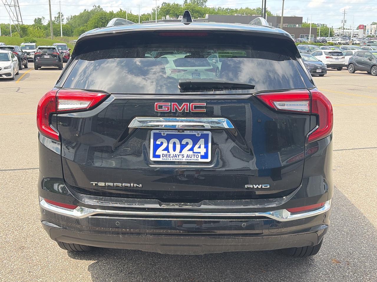 2024 GMC Terrain DENALI AWD Photo