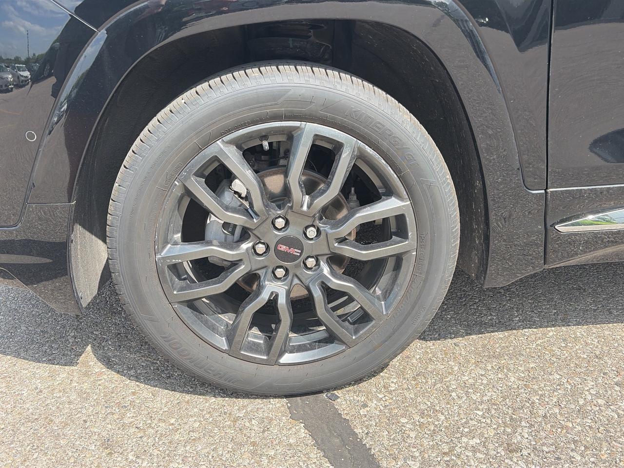 2024 GMC Terrain DENALI AWD Photo
