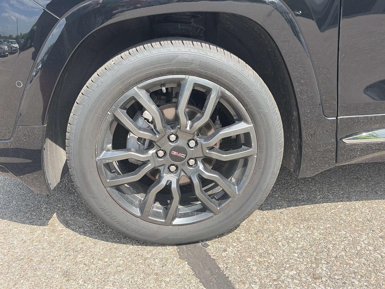 2024 GMC Terrain DENALI AWD Photo