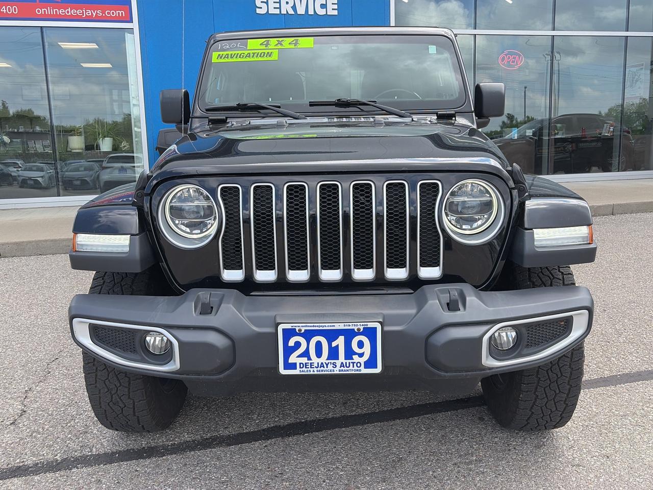 2019 Jeep WRANGLER UNLIMITED Sahara 4x4   NAV Photo