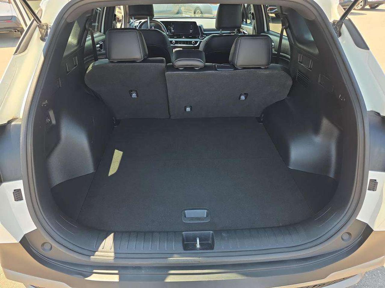 2024 Kia Sportage X-Line   NO ACCIDENTS LEATHER CARPLAY HEATSEATS Photo