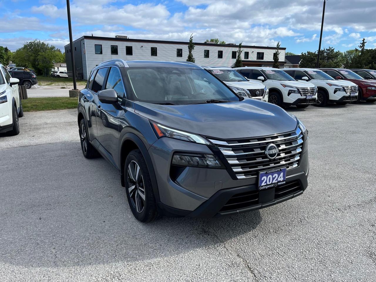 2024 Nissan Rogue SV Premium AWD Photo0