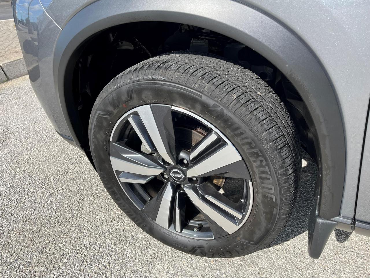 2024 Nissan Rogue SV Premium AWD Photo