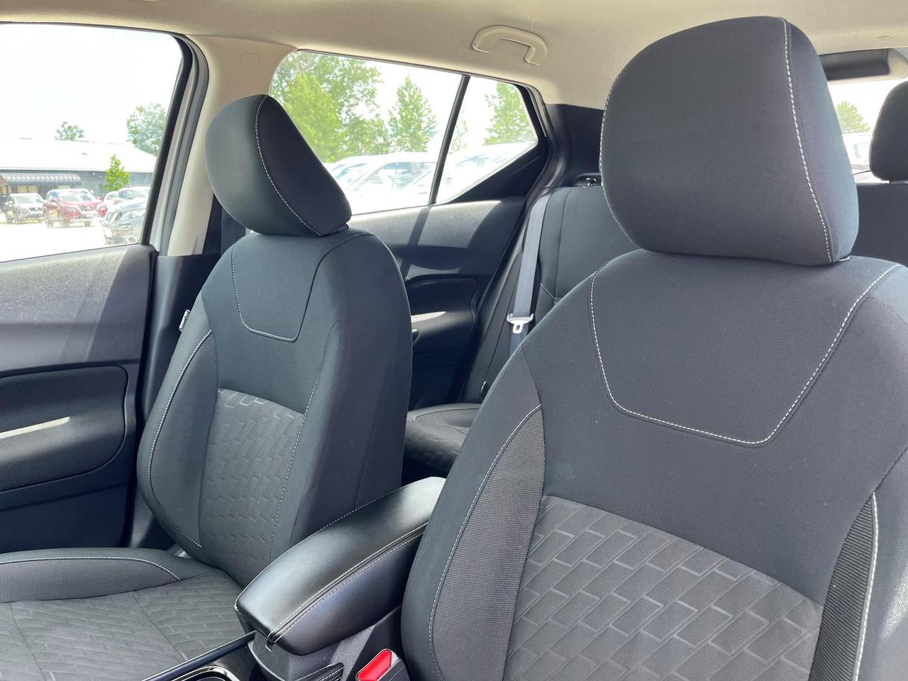 2024 Nissan Kicks SV FWD Photo