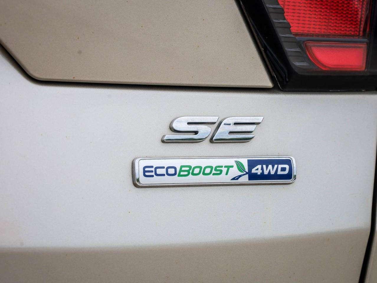 2017 Ford Escape SE Photo