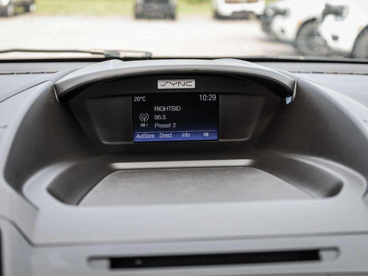 2017 Ford Escape SE Photo