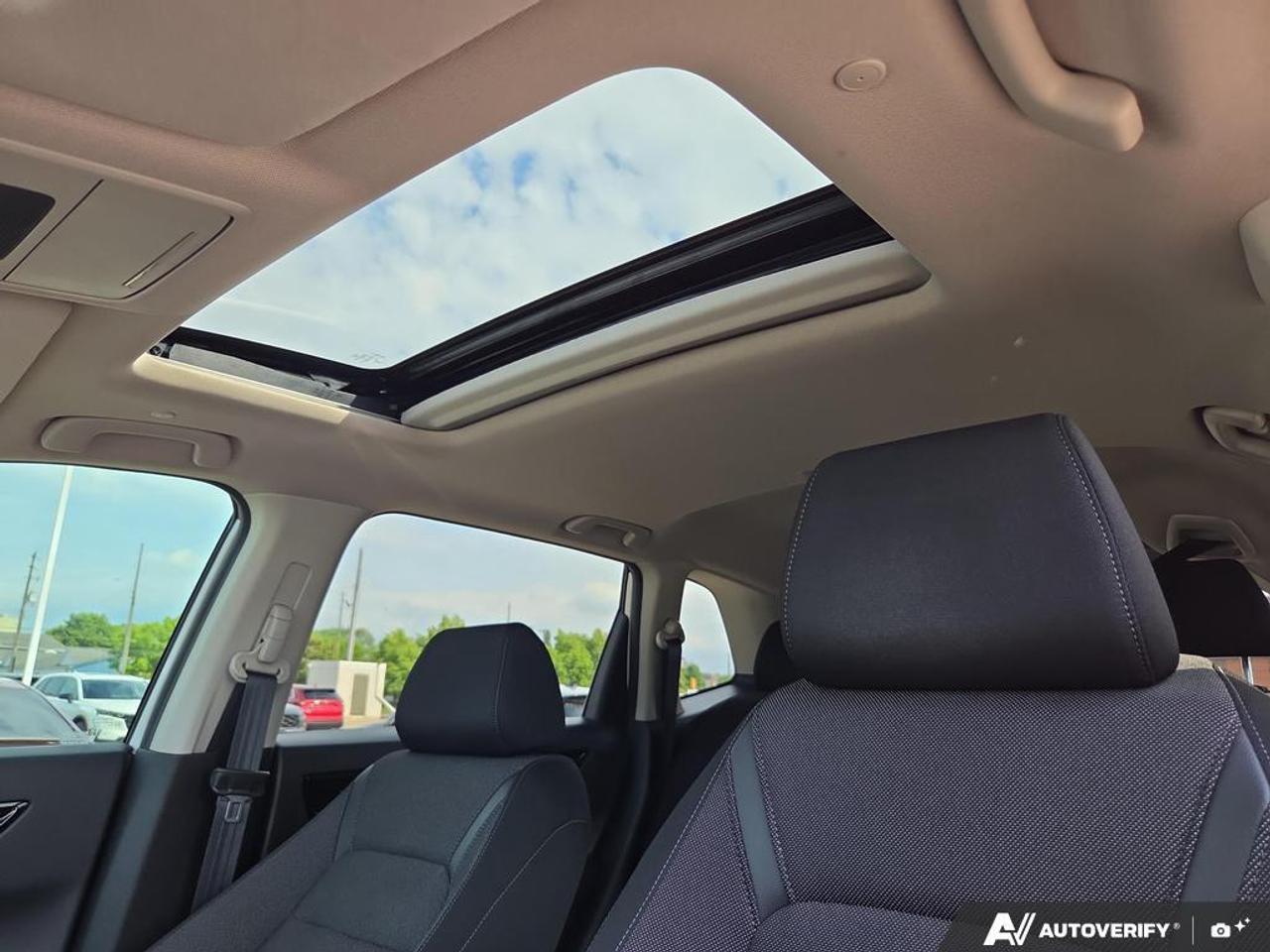 2023 Honda CR-V Sport AWD   NO CLAIMS   ONE OWNER   SUNROOF Photo