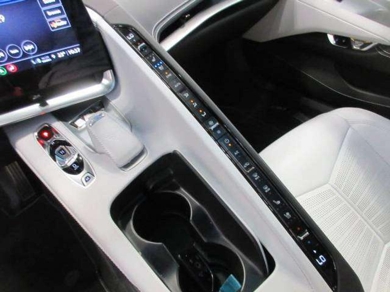 2021 Chevrolet Corvette 2LT Z51 TARGA, FR. LIFT, LOADED, 20K! Photo