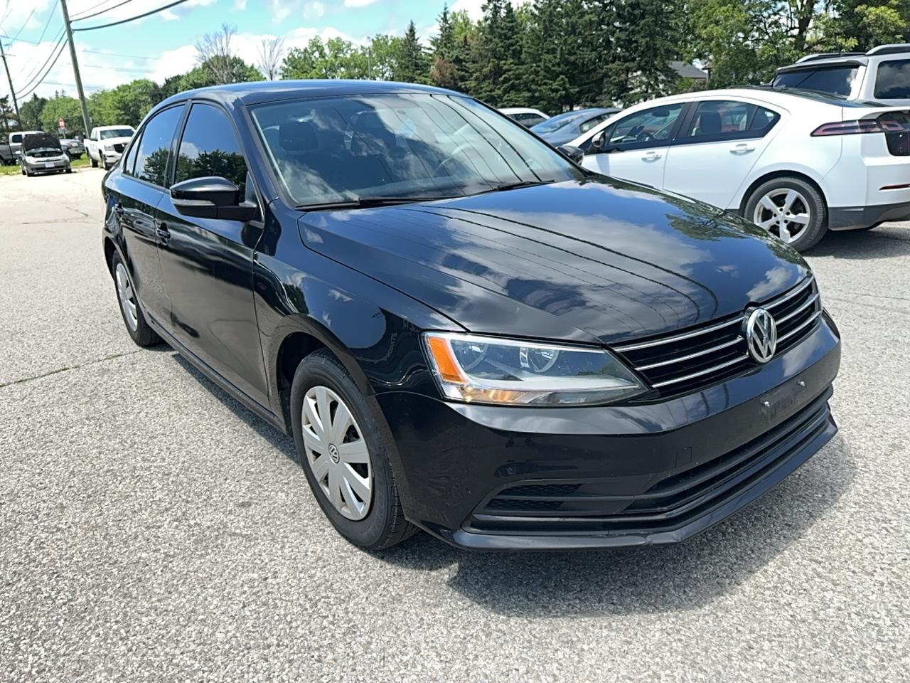 2015 Volkswagen Jetta TRENDLINE+ Photo3
