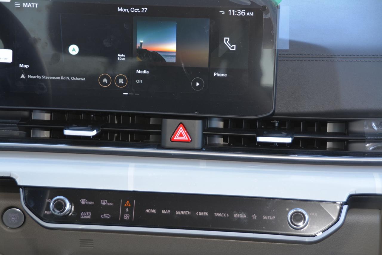 2026 Kia Carnival SX Photo