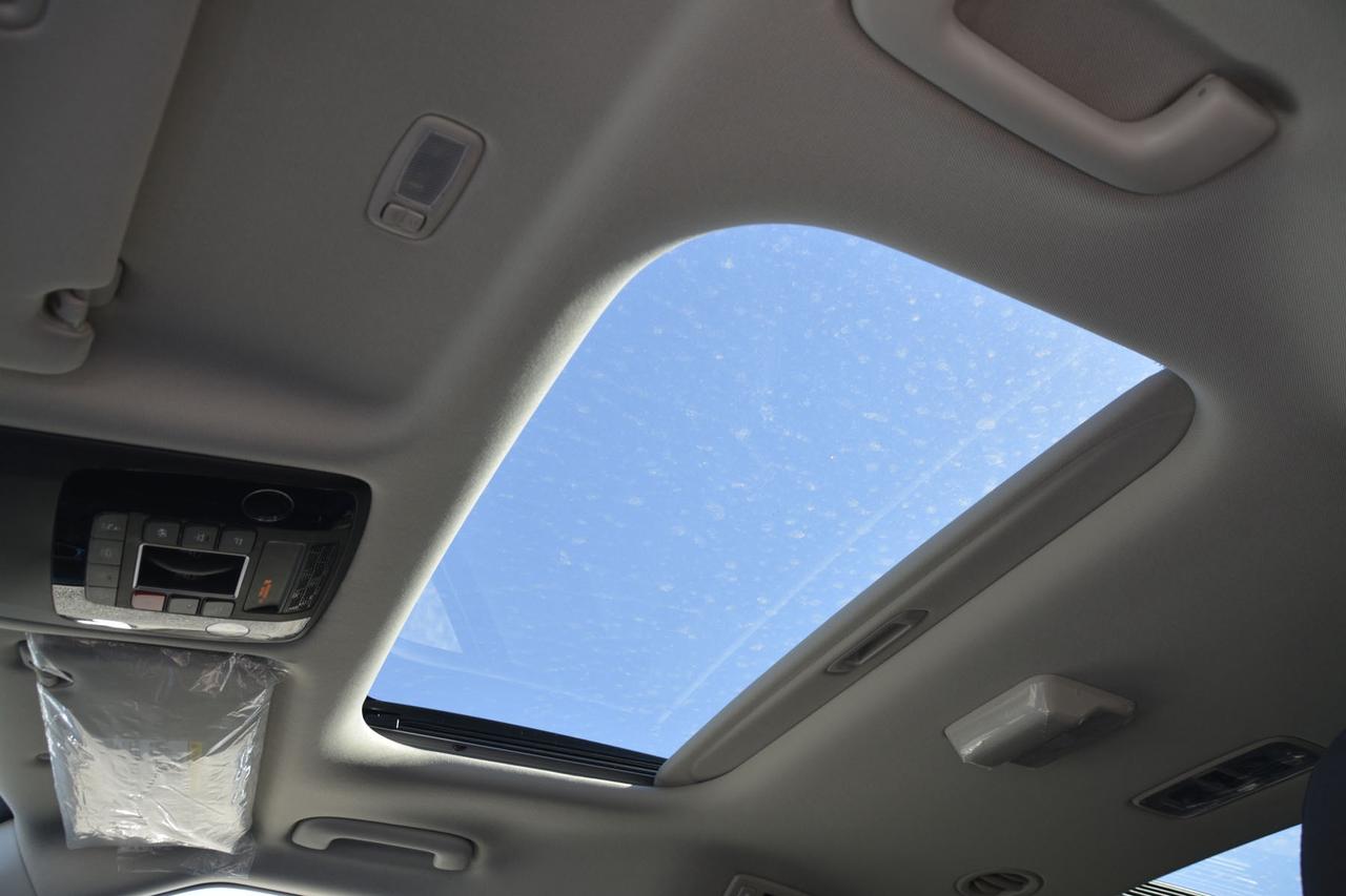 2026 Kia Carnival SX Photo