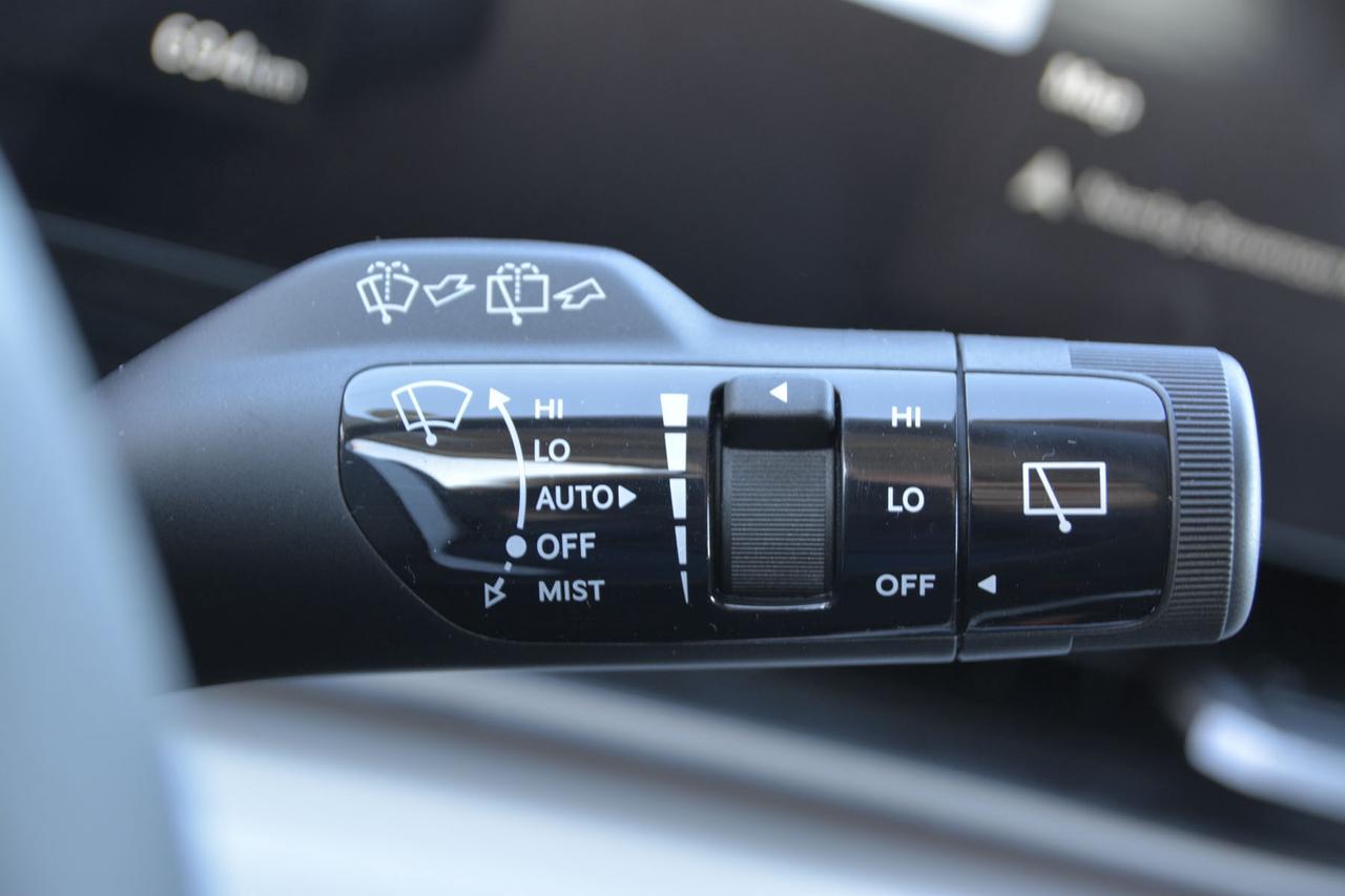 2026 Kia Carnival SX Photo