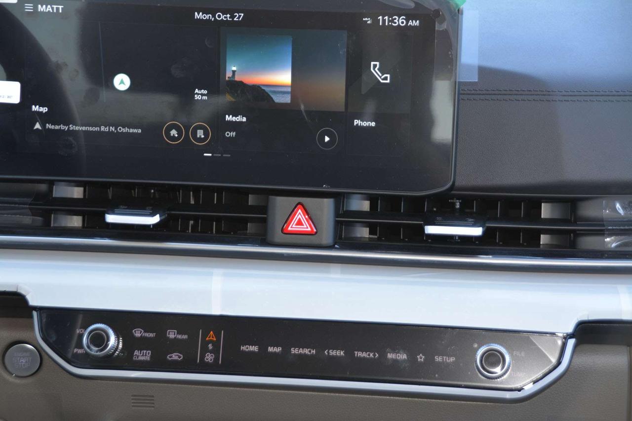 2026 Kia Carnival SX Photo