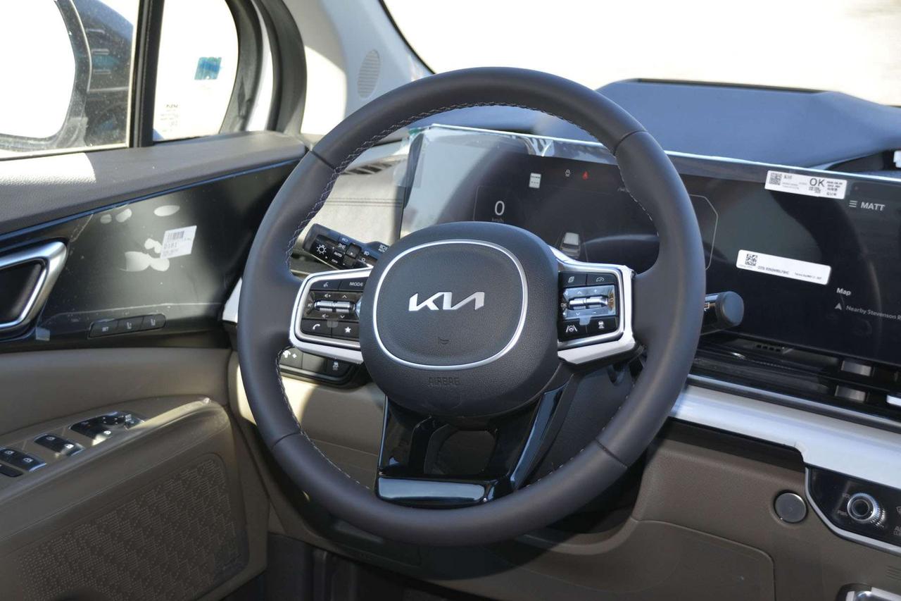 2026 Kia Carnival SX Photo
