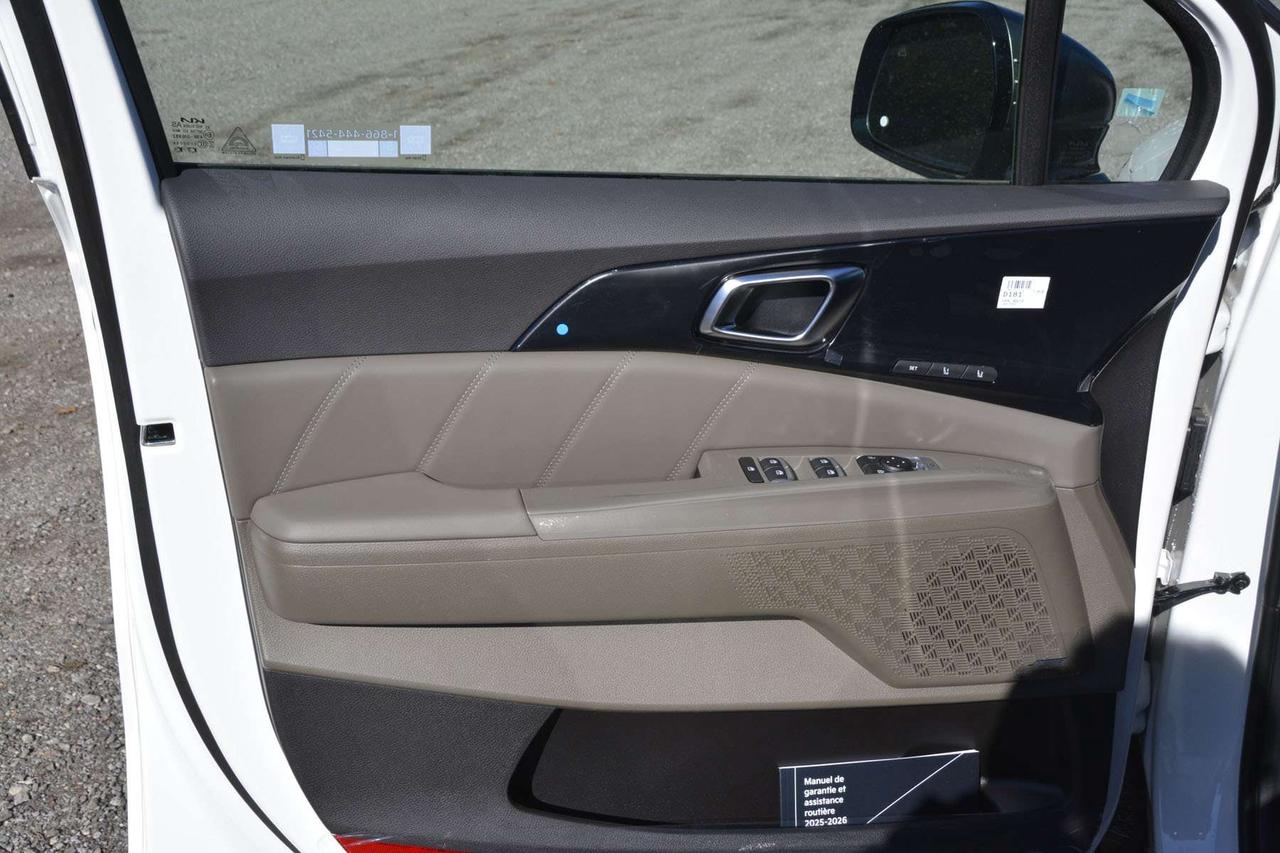 2026 Kia Carnival SX Photo