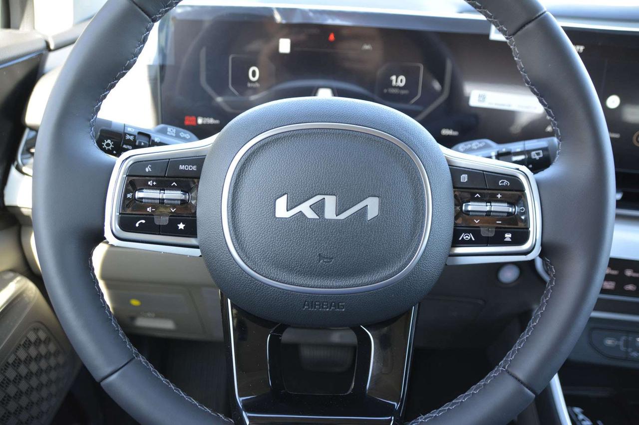 2026 Kia Carnival SX Photo
