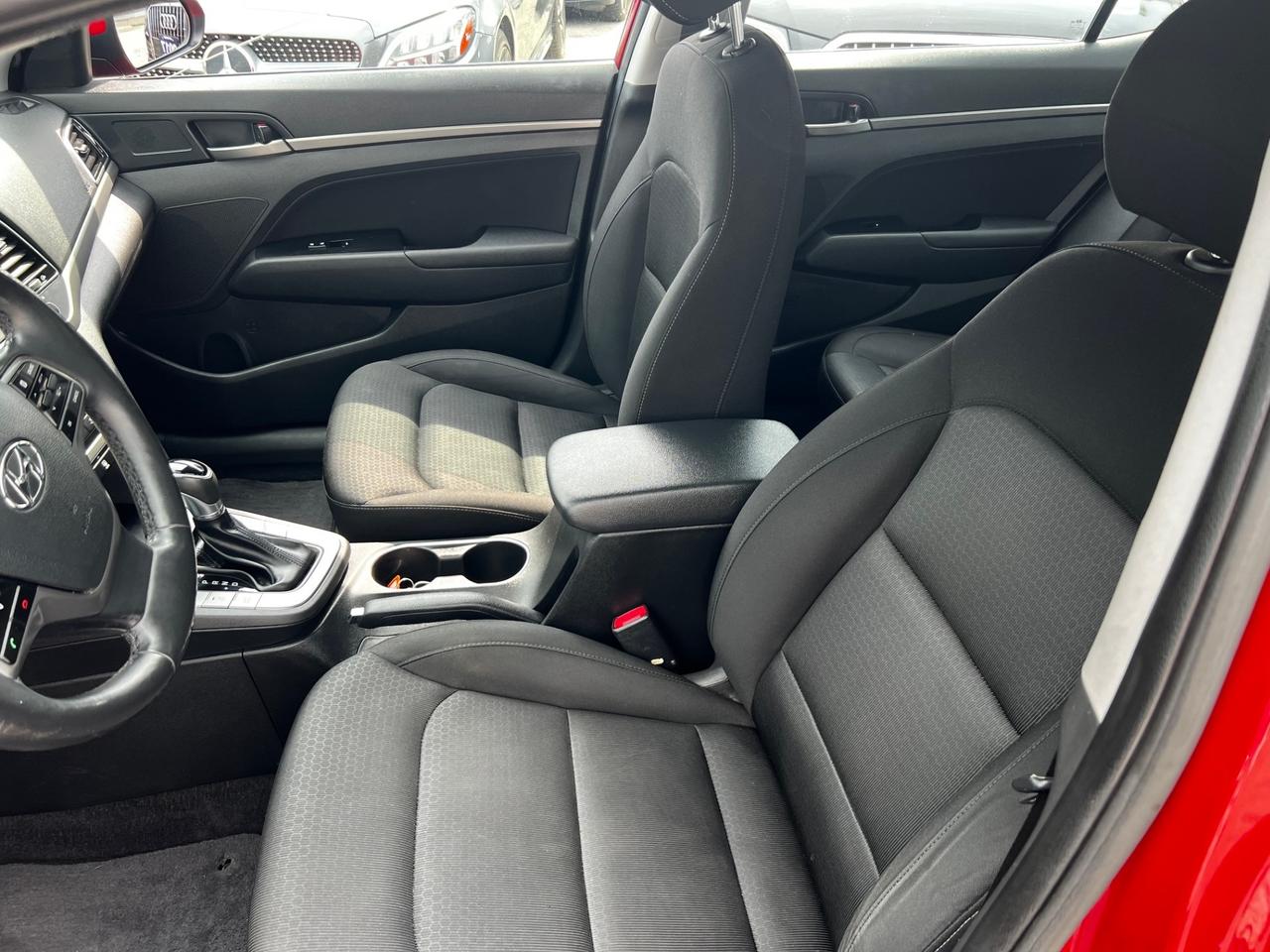 2018 Hyundai Elantra GL AUTO Photo