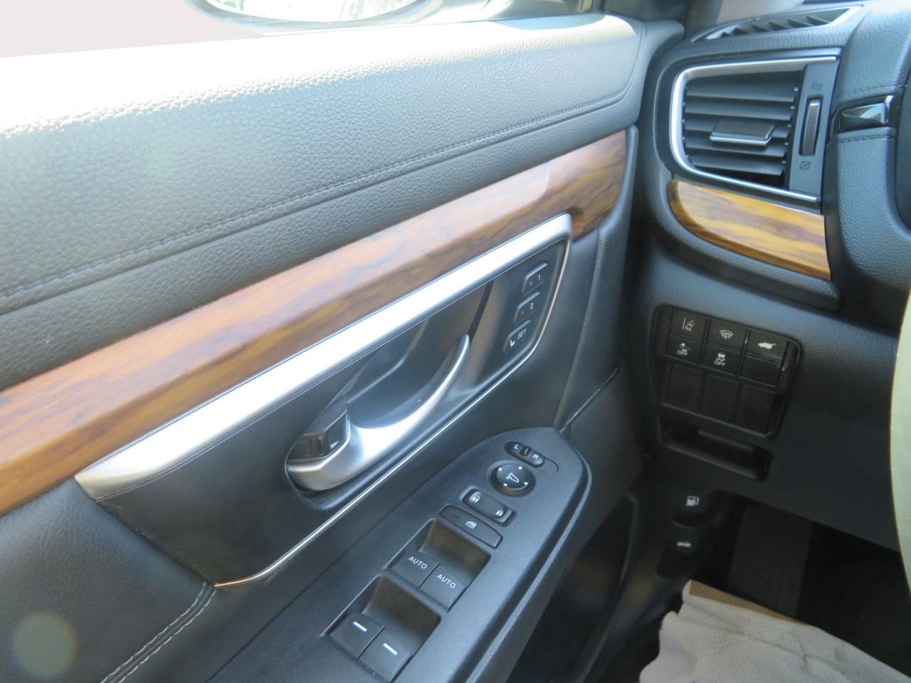2021 Honda CR-V Touring AWD Photo