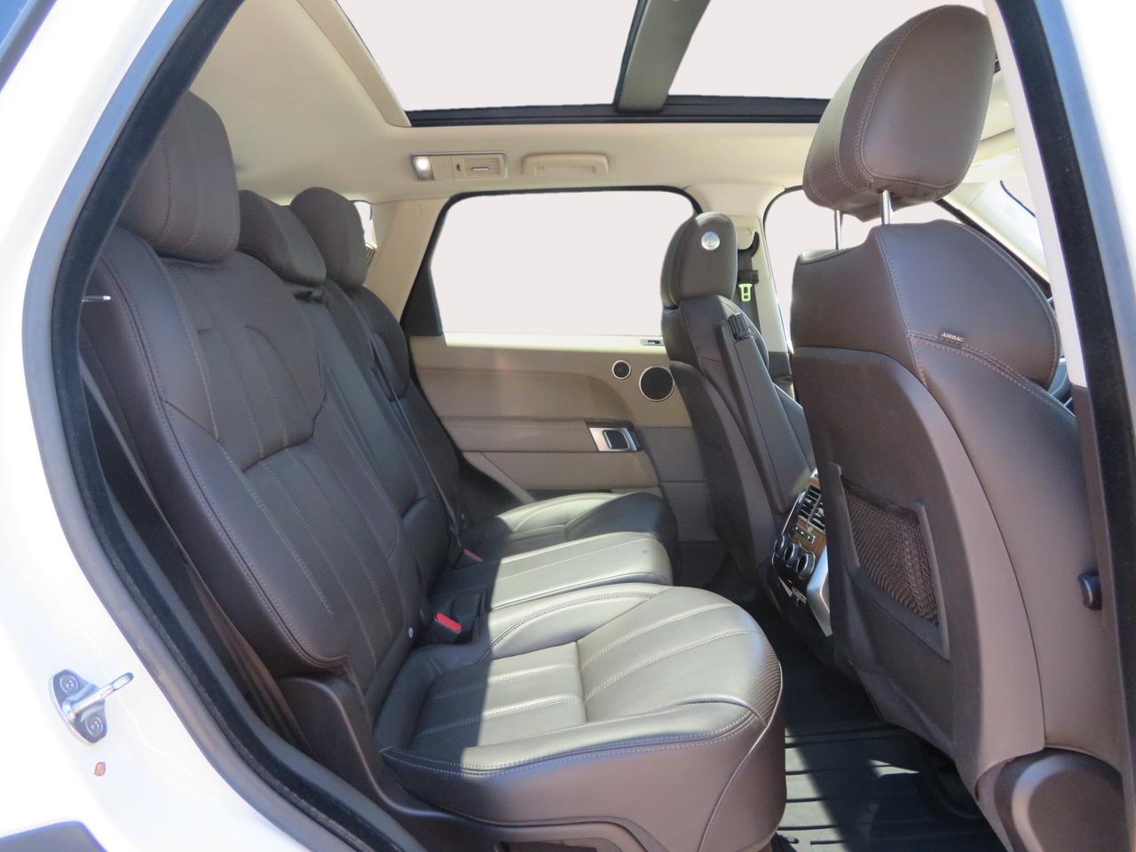 2014 Land Rover Range Rover Sport 4WD 4dr HSE Photo