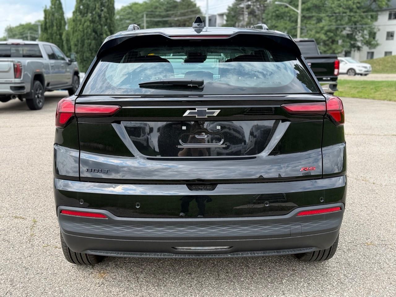 2027 Chevrolet Bolt RS 4dr Photo2