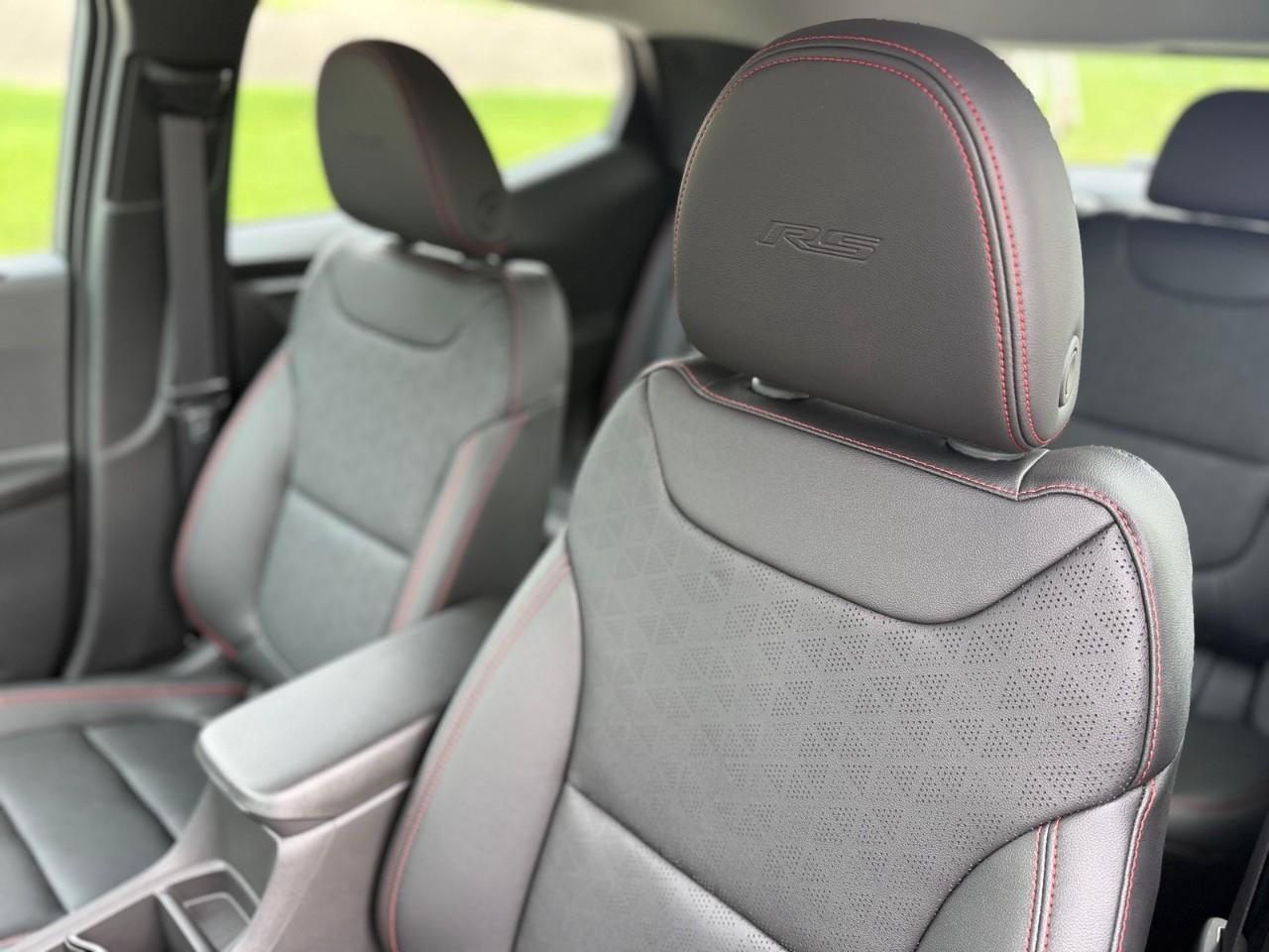 2027 Chevrolet Bolt RS 4dr Photo